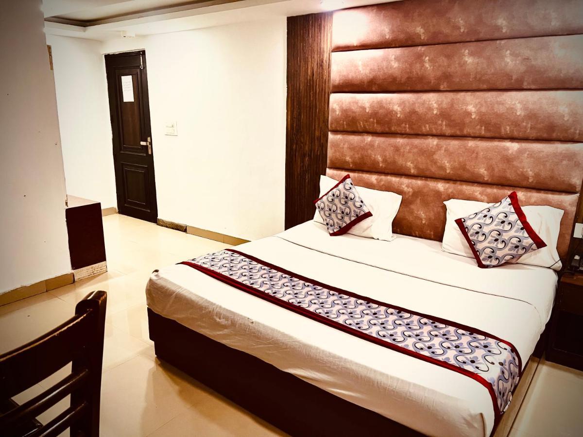 Hotel Asian Plaza Delhi Airport Nueva Delhi Exterior foto